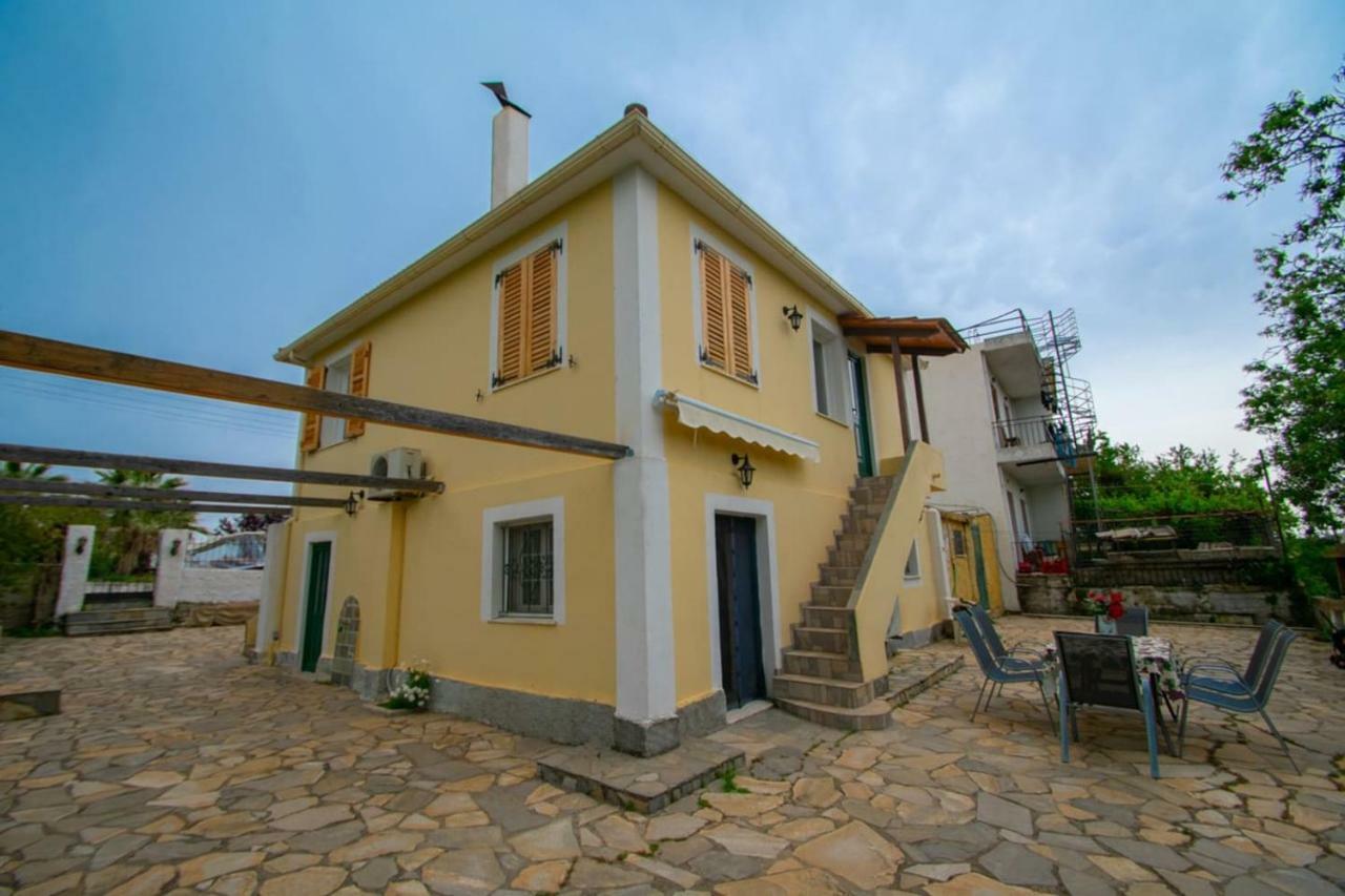 Traditional Village House Méson Yerakaríon Eksteriør billede